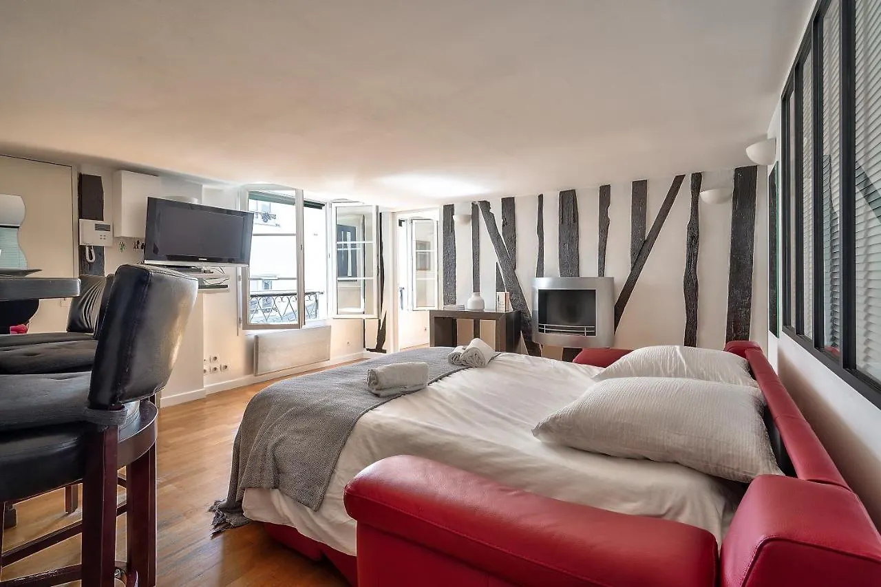 The Perfect Parisian 2 Bdrs Flat At Le Marais Апартаменты *