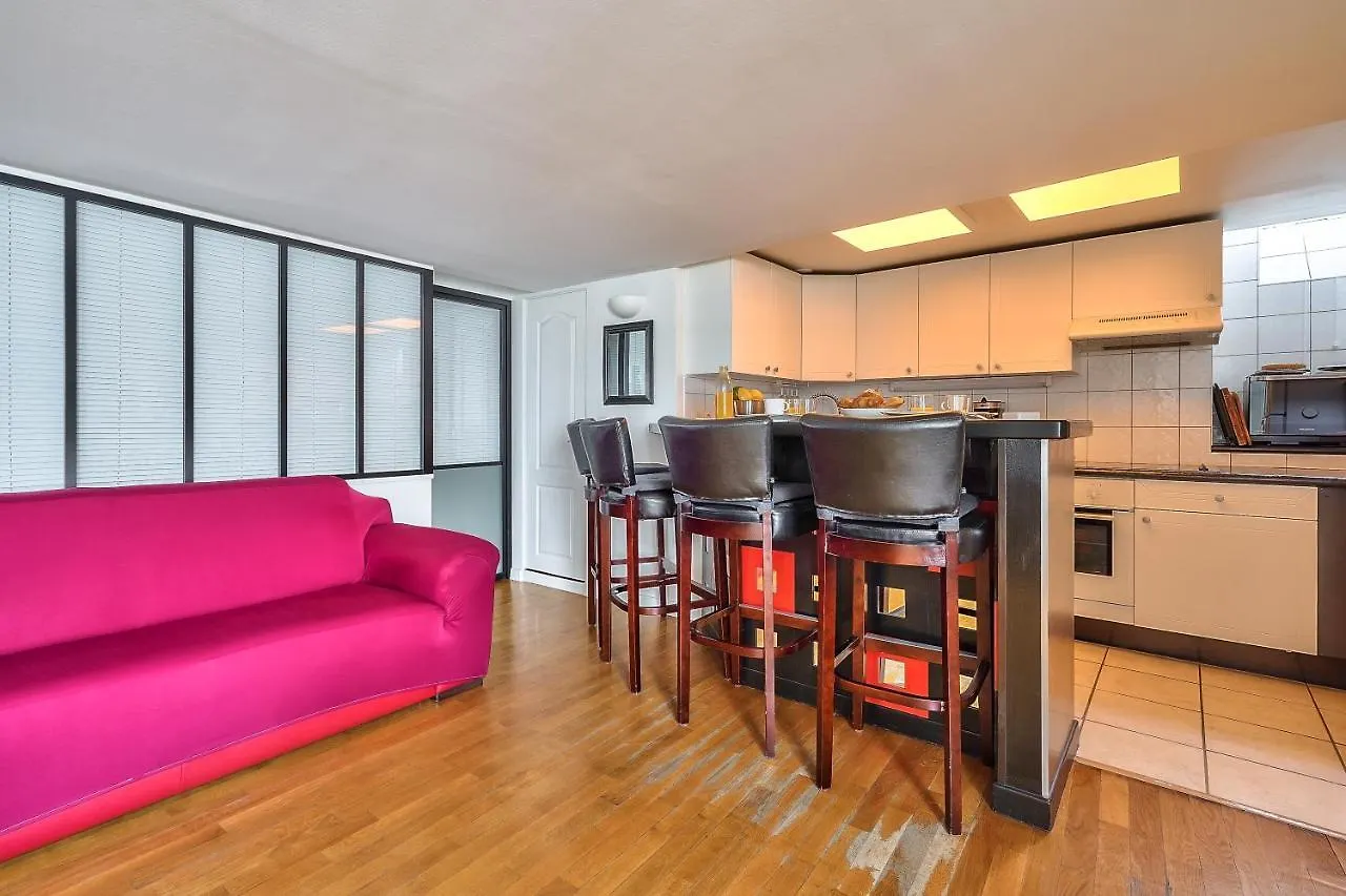 Apartment The Perfect Parisian 2 Bdrs Flat At Le Marais
